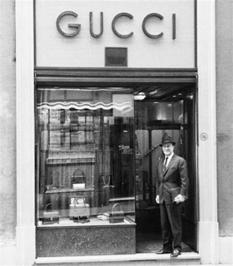 first gucci store in florence|gucci cafe florence closed.